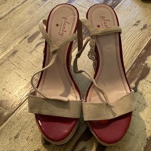 PLENTY BY TRACY REESE GENTLY USED LEATHER WEDGE SANDALS! 👡👠